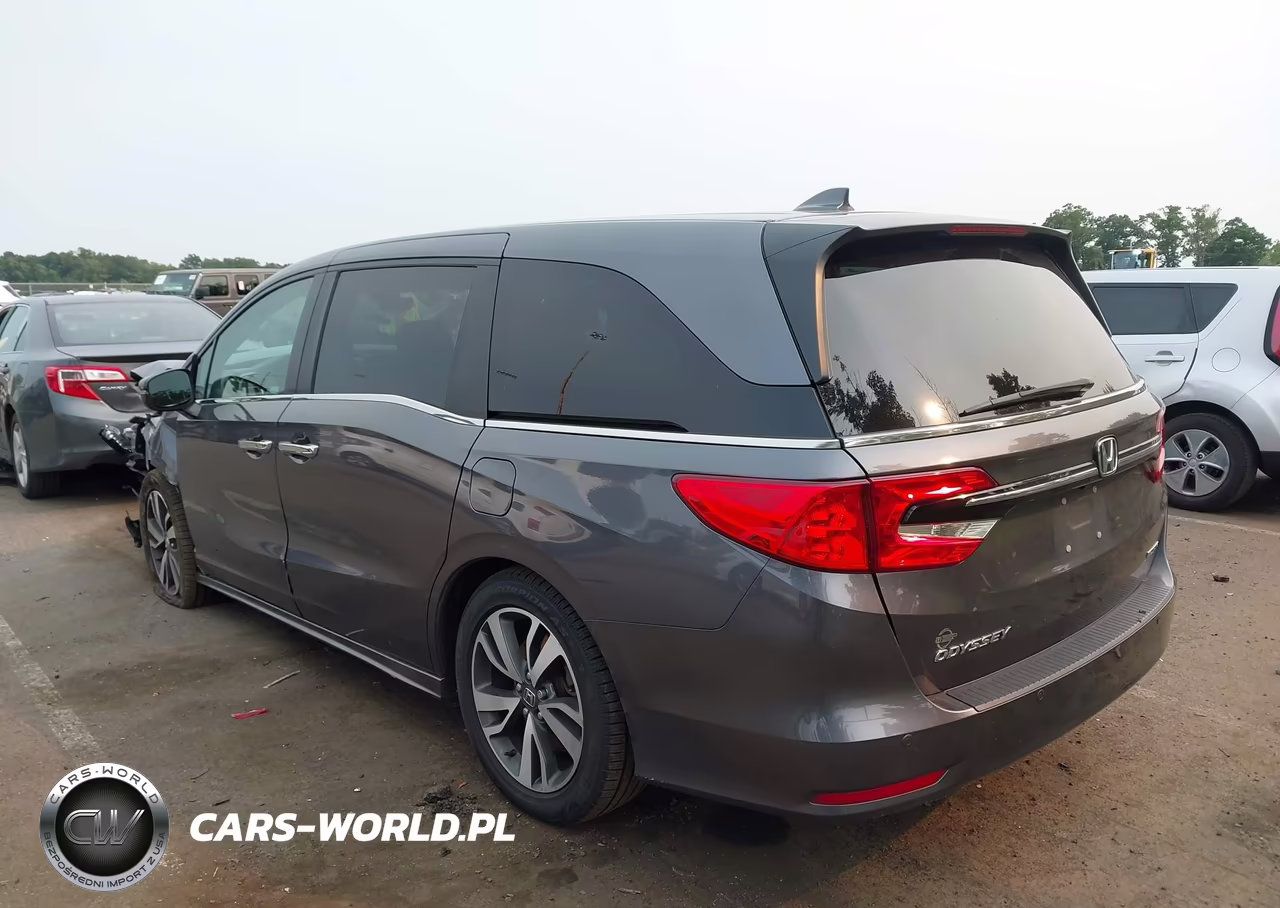 2024 Honda Odyssey Touring VIN:5FNRL6H83RB047775 - 3