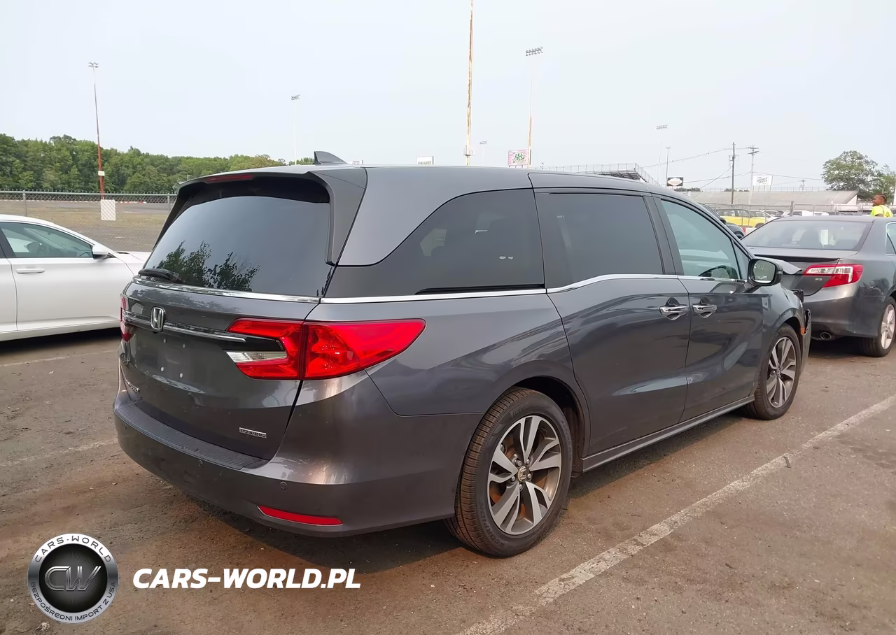 2024 Honda Odyssey Touring VIN:5FNRL6H83RB047775 - 4