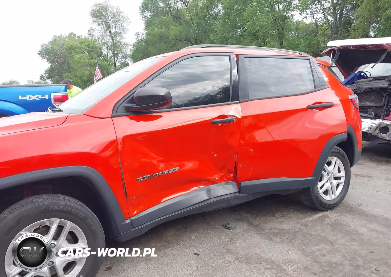 2018 Jeep Compass Sport 4X4 VIN:3C4NJDAB6JT126846 - 6