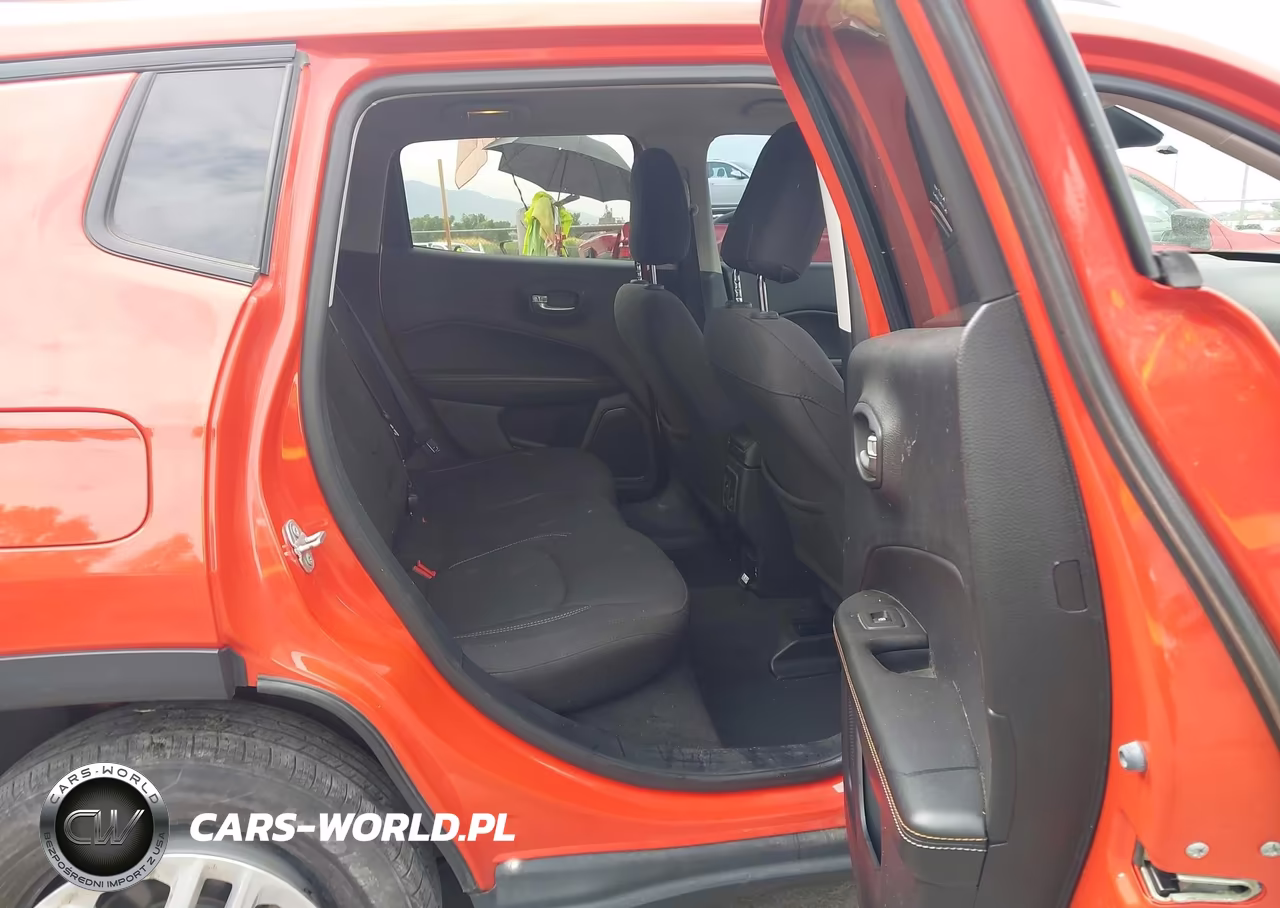 2018 Jeep Compass Sport 4X4 VIN:3C4NJDAB6JT126846 - 8