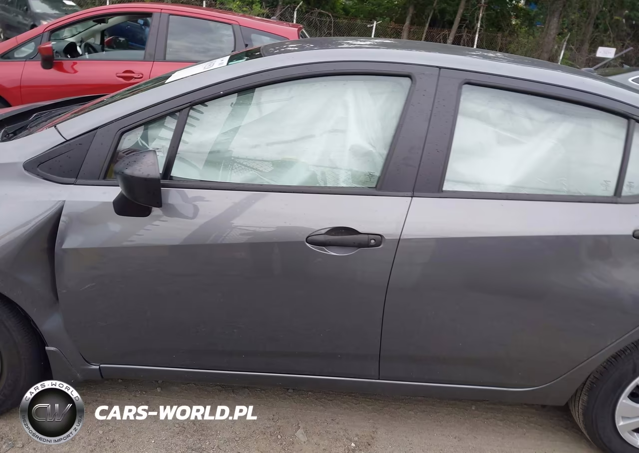 2025 Nissan Versa 1.6 S VIN:3N1CN8DV6SL831420 - 14