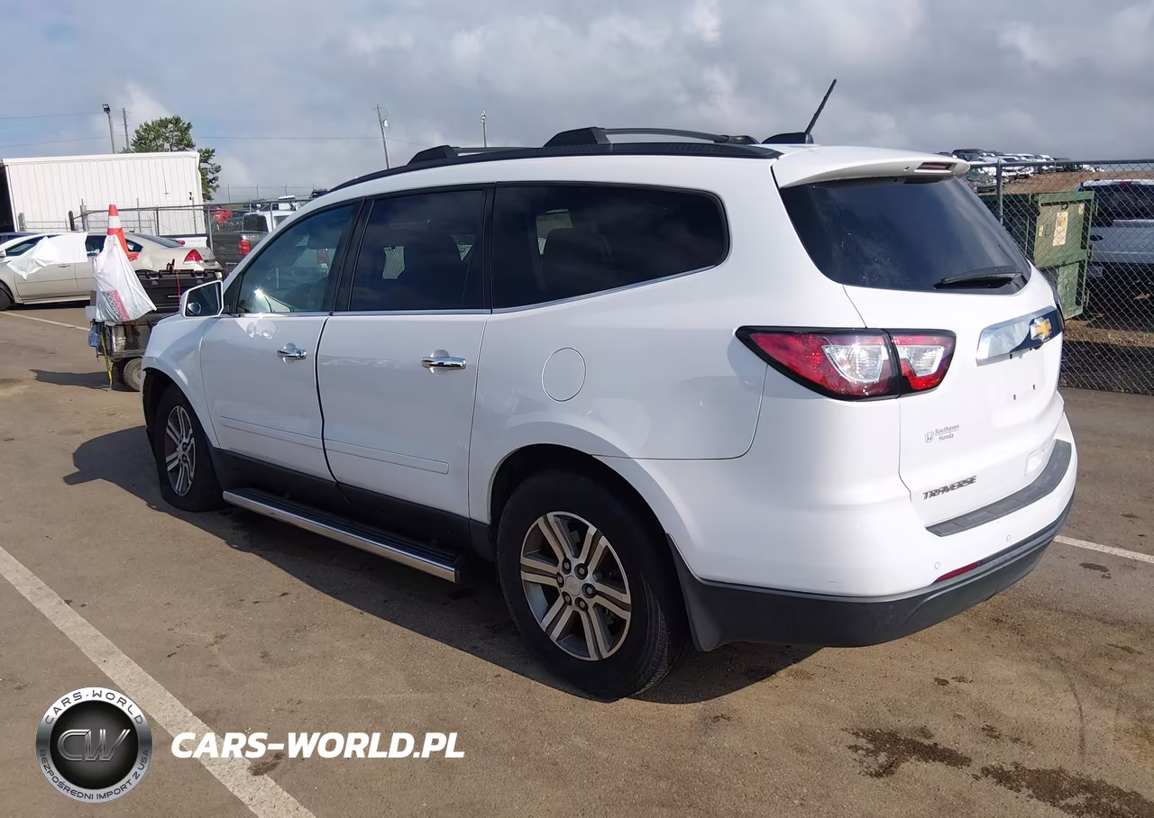 2017 Chevrolet Traverse Lt VIN:1GNKRGKD7HJ324101 - 3
