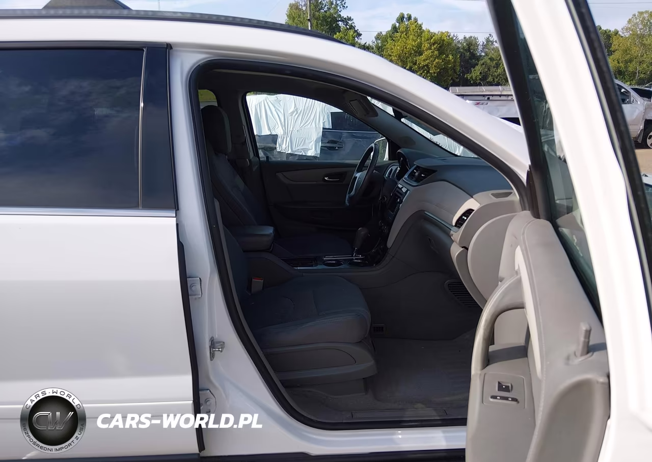 2017 Chevrolet Traverse Lt VIN:1GNKRGKD7HJ324101 - 5