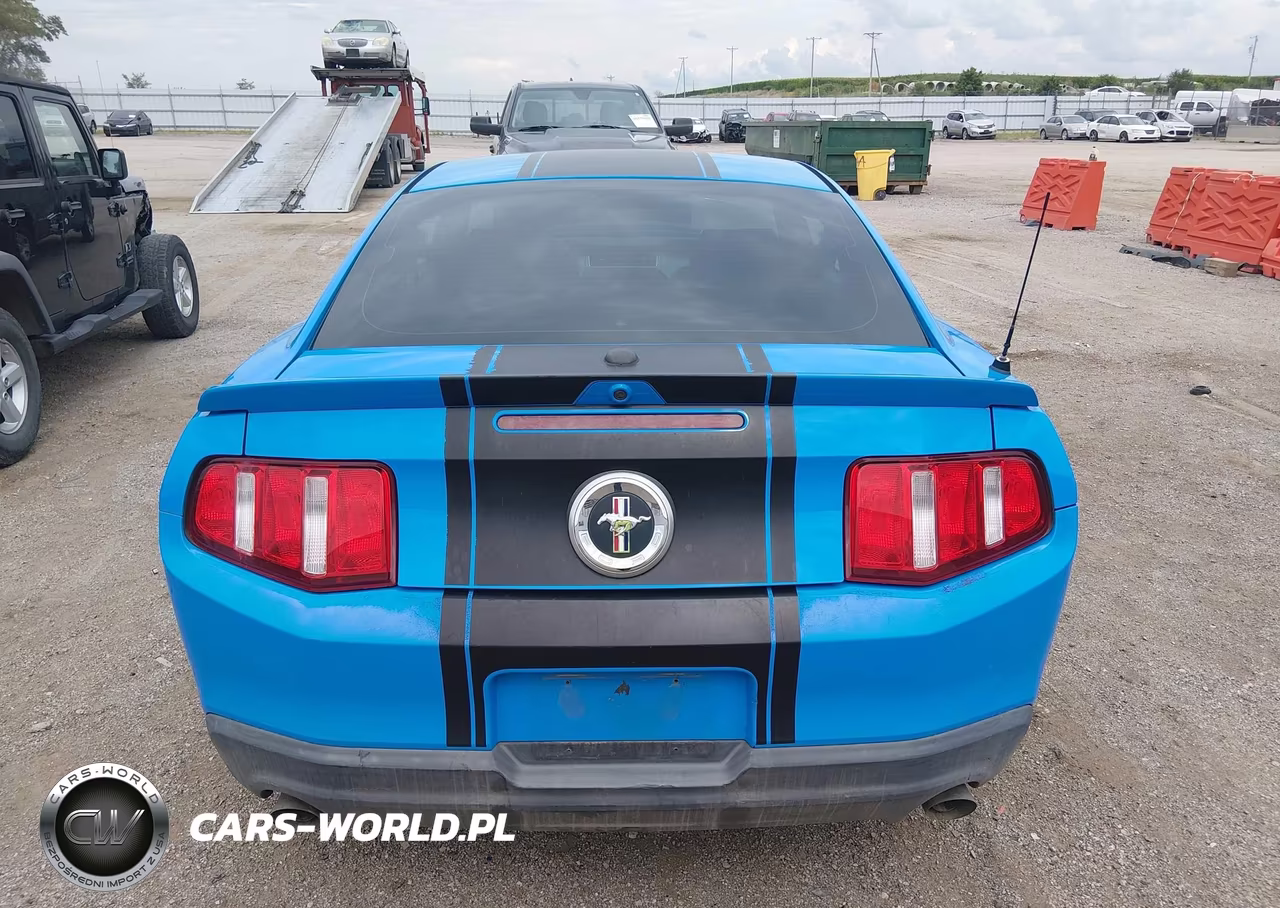 2011 Ford Mustang V6 Premium VIN:1ZVBP8AM6B5101387 - 16