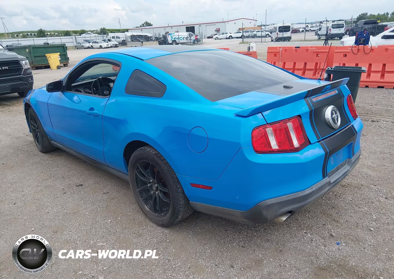 2011 Ford Mustang V6 Premium VIN:1ZVBP8AM6B5101387 - 3