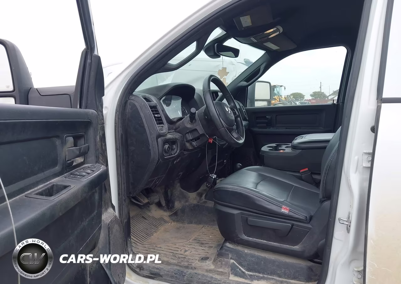 2023 Ram 3500 Tradesman 4X4 8' Box VIN:3C63R3GL4PG546009 - 6