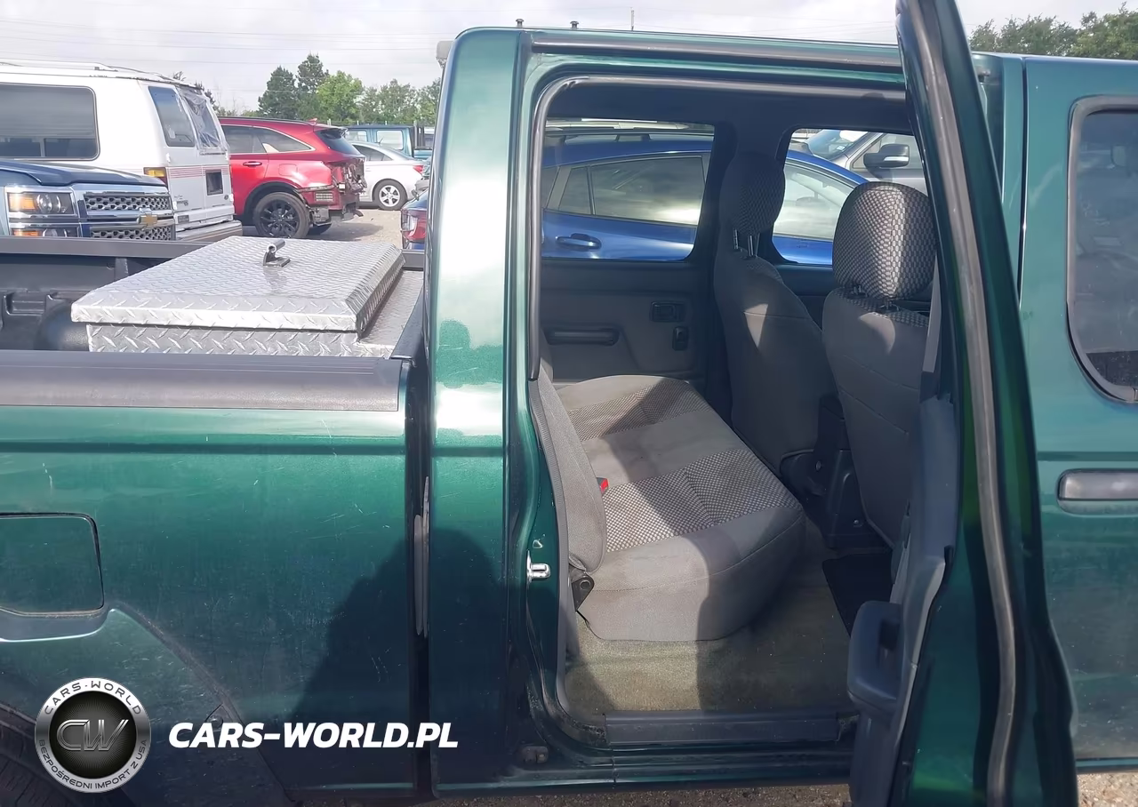 2002 Nissan Frontier Se-V6 VIN:1N6ED29X62C379428 - 8