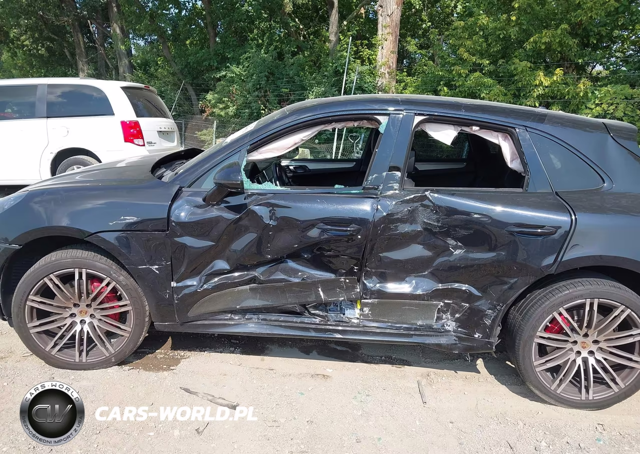 2015 Porsche Macan Turbo VIN:WP1AF2A59FLB99015 - 6