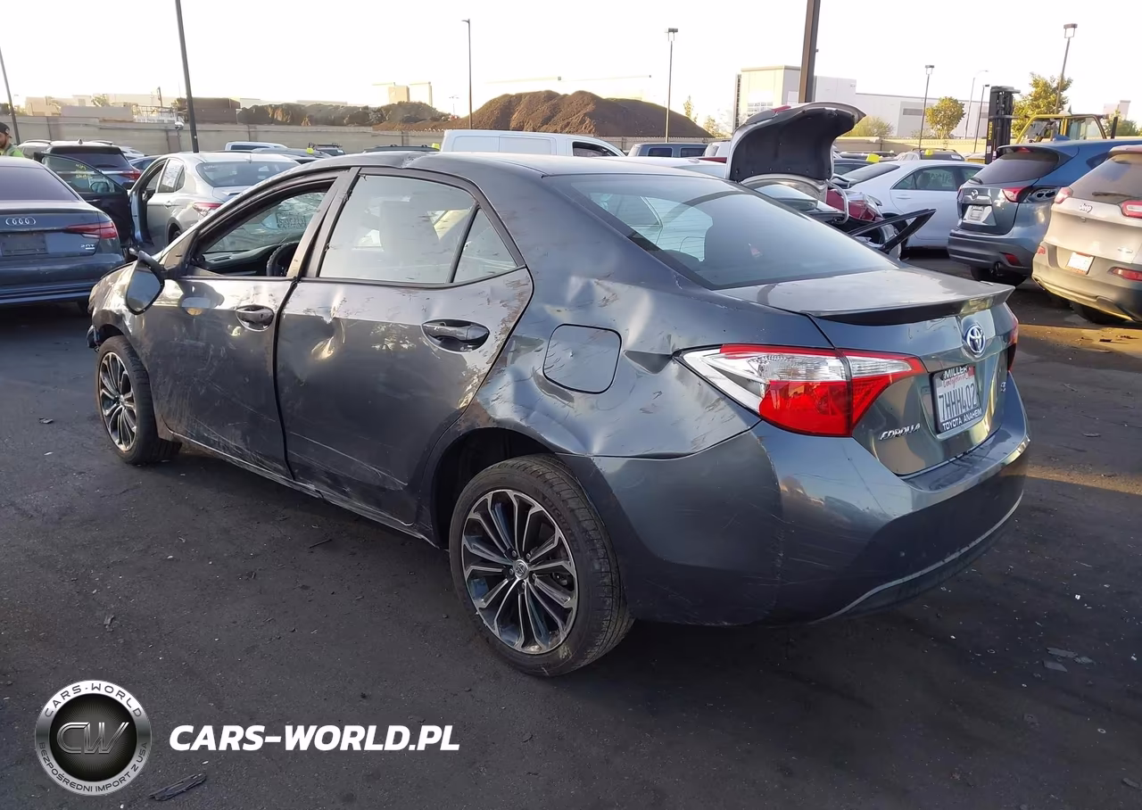 2015 Toyota Corolla S Plus VIN:5YFBURHE7FP181839 - 3