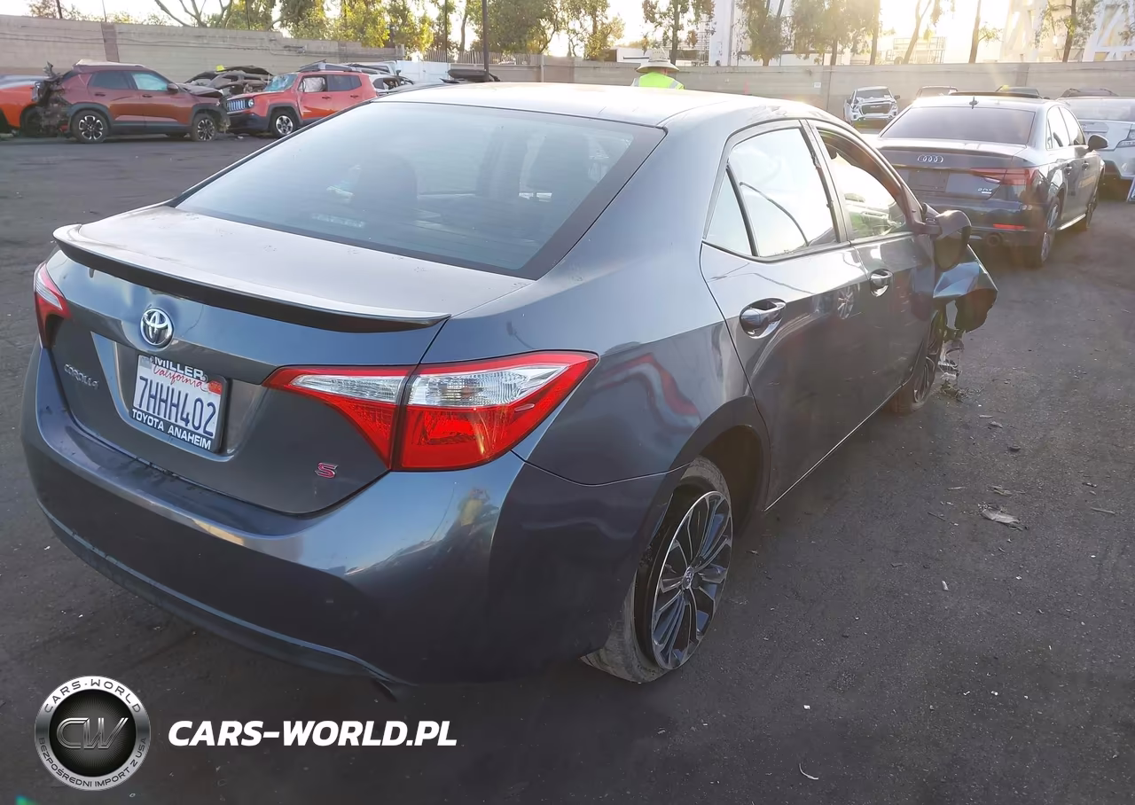 2015 Toyota Corolla S Plus VIN:5YFBURHE7FP181839 - 4