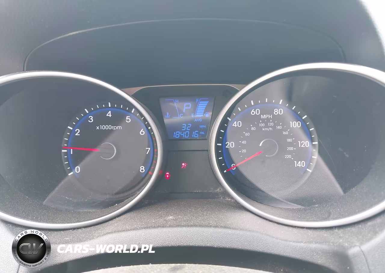 2015 Hyundai Tucson Limited VIN:KM8JUCAGXFU117409 - 7