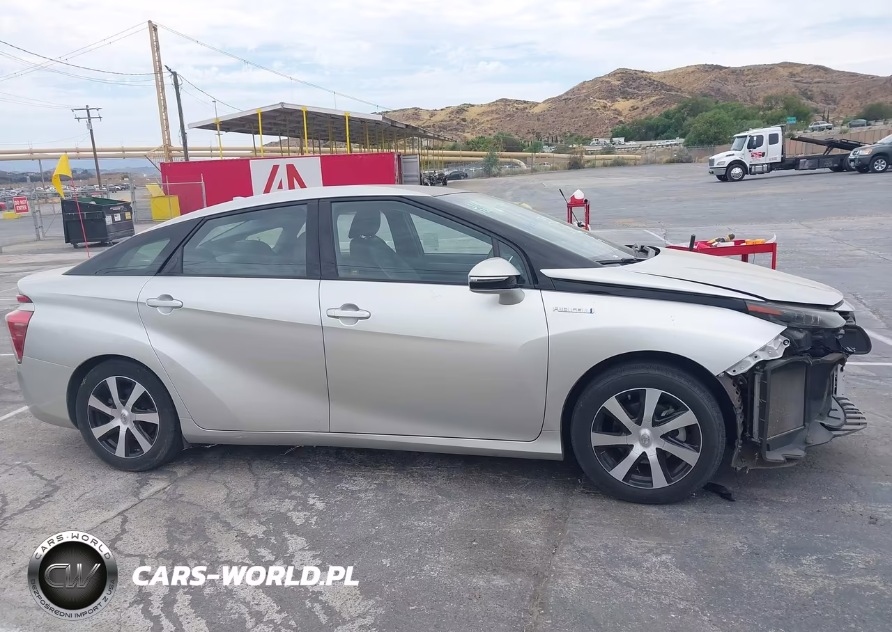 2018 Toyota Mirai VIN:JTDBVRBD4JA005230 - 13