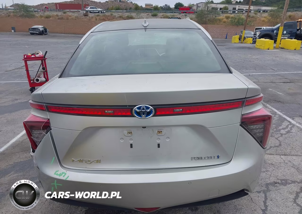 2018 Toyota Mirai VIN:JTDBVRBD4JA005230 - 16