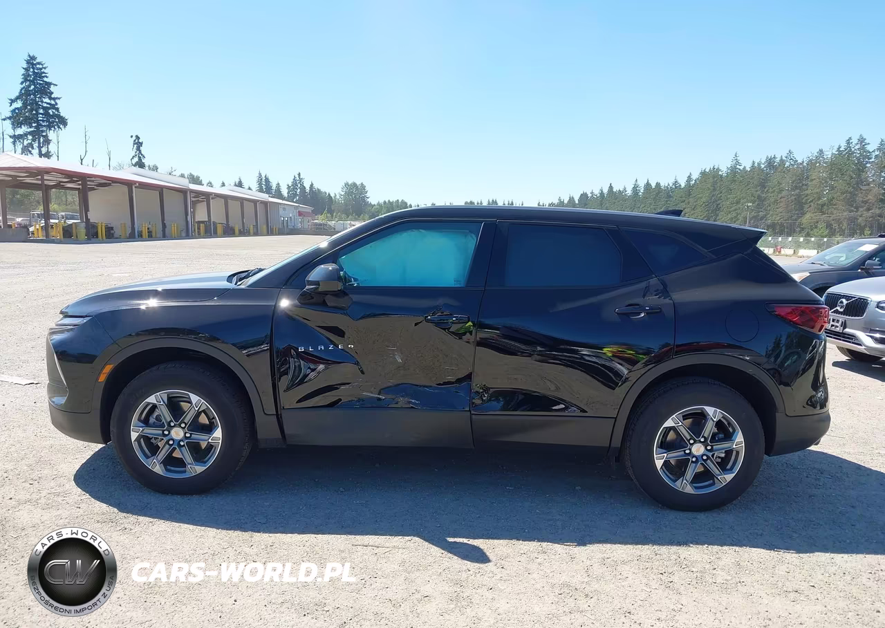 2026 Chevrolet Blazer Lt VIN:3GNKBCR49TS166659 - 14