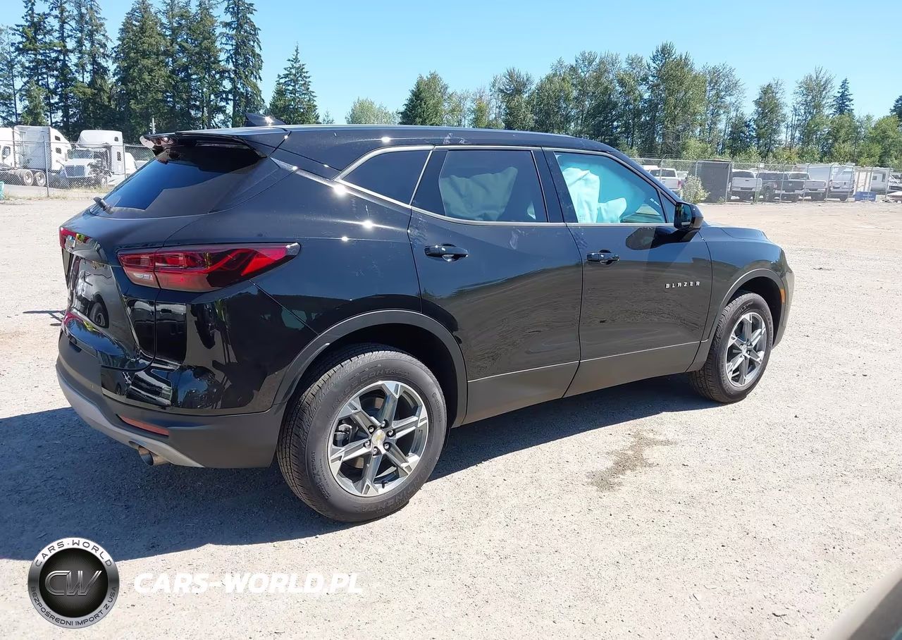 2026 Chevrolet Blazer Lt VIN:3GNKBCR49TS166659 - 4