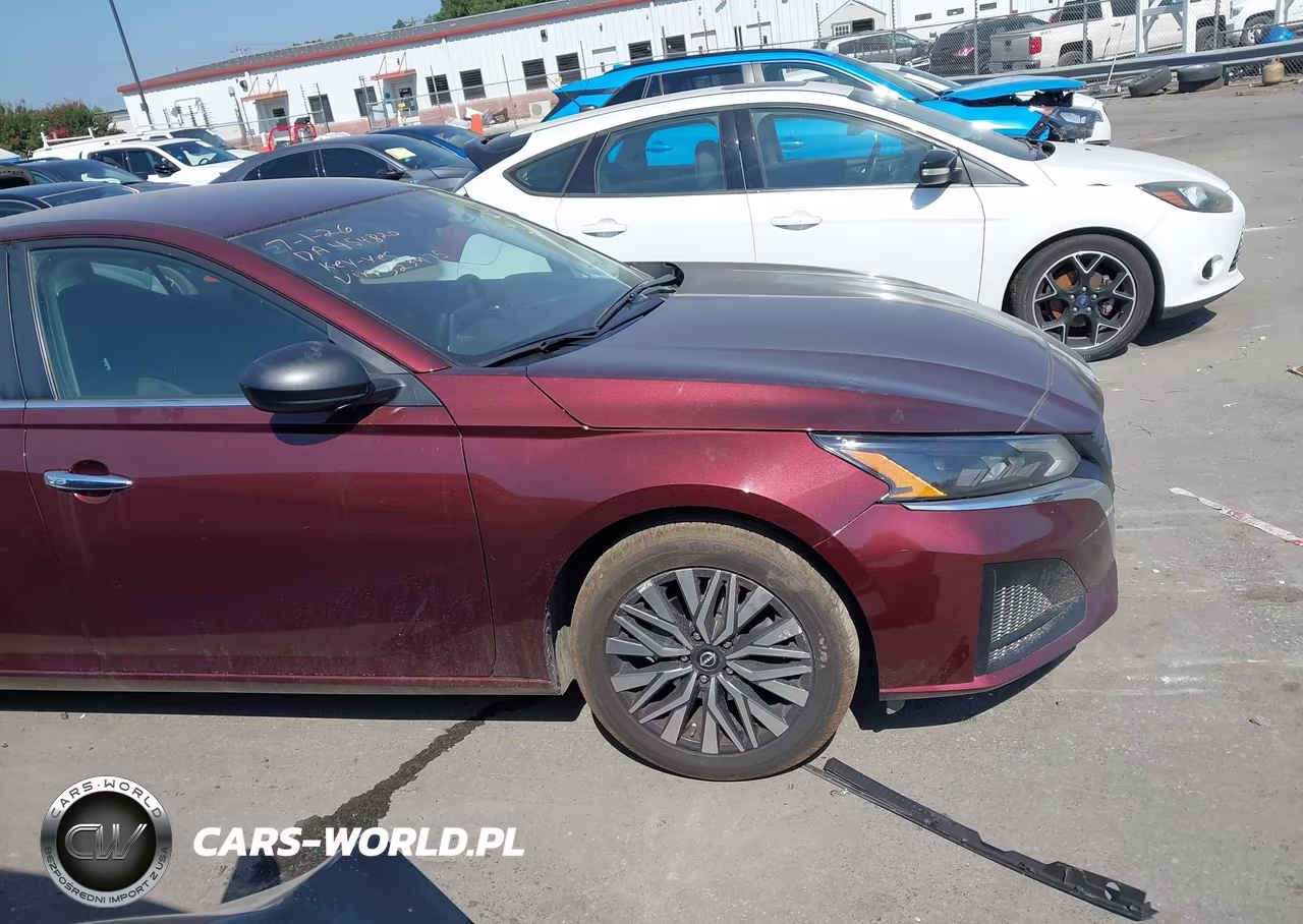 2025 Nissan Altima Sv Fwd VIN:1N4BL4DV2SN323975 - 13