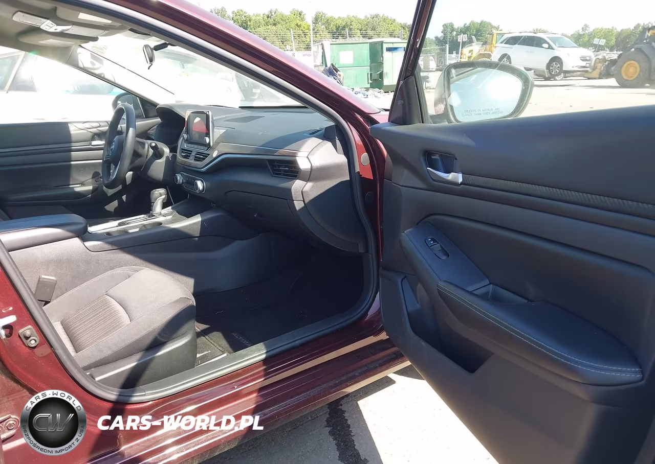 2025 Nissan Altima Sv Fwd VIN:1N4BL4DV2SN323975 - 5