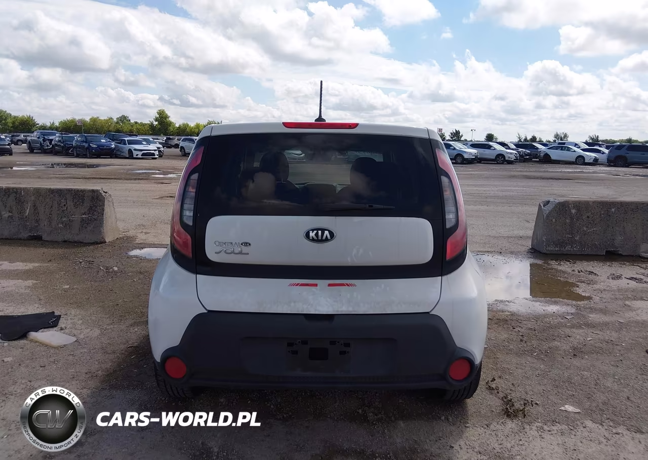 2015 Kia Soul VIN:KNDJN2A24F7800690 - 16