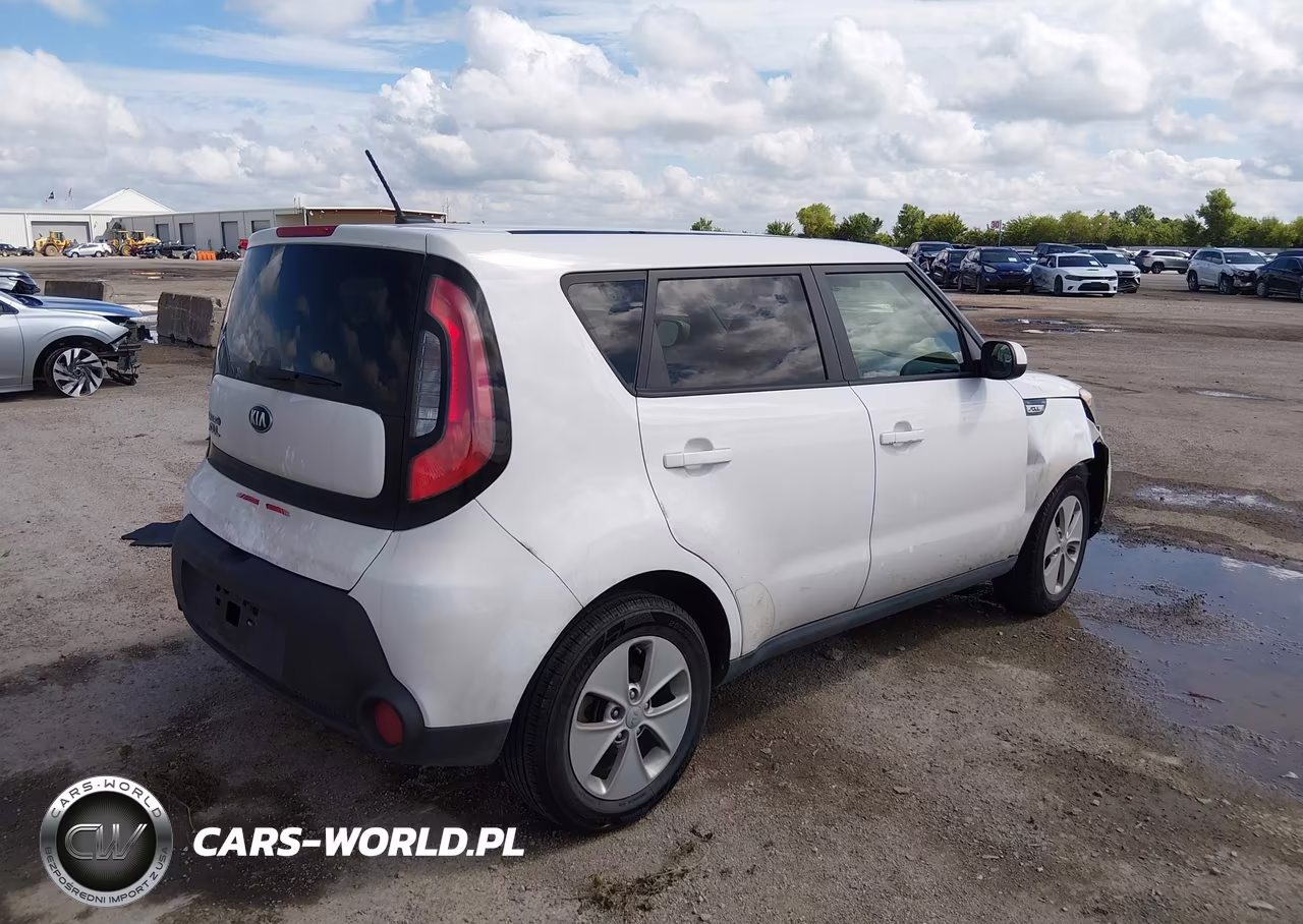 2015 Kia Soul VIN:KNDJN2A24F7800690 - 4