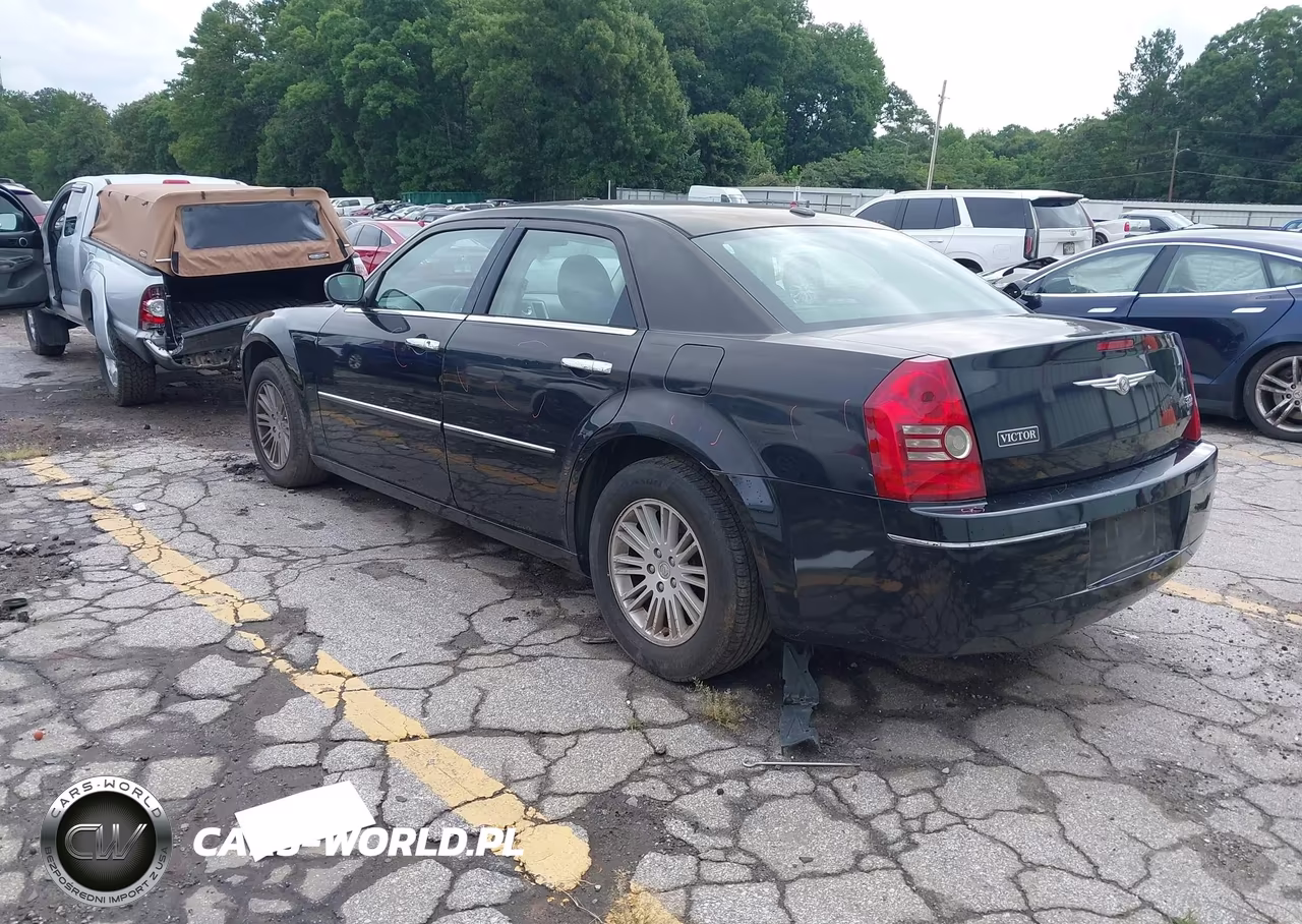 2010 Chrysler 300 Touring-Signature Series-Executive Series VIN:2C3CA5CV0AH122809 - 3