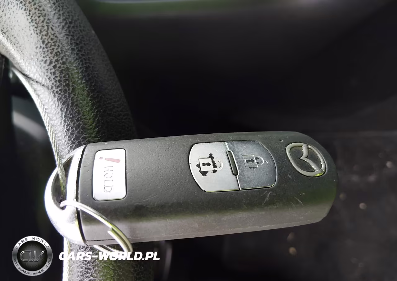 2014 Mazda Mazda3 I Sport VIN:JM1BM1K71E1203168 - 11
