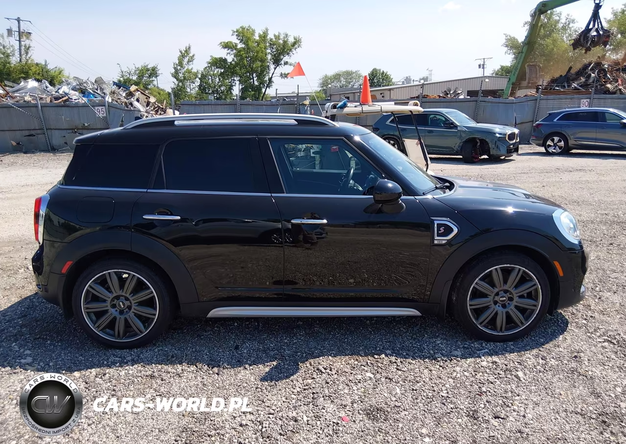 2017 Mini Countryman Cooper S VIN:WMZYT3C37H3D98144 - 13