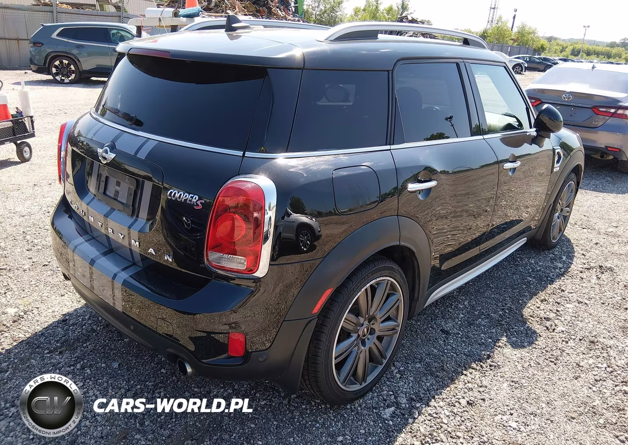 2017 Mini Countryman Cooper S VIN:WMZYT3C37H3D98144 - 4