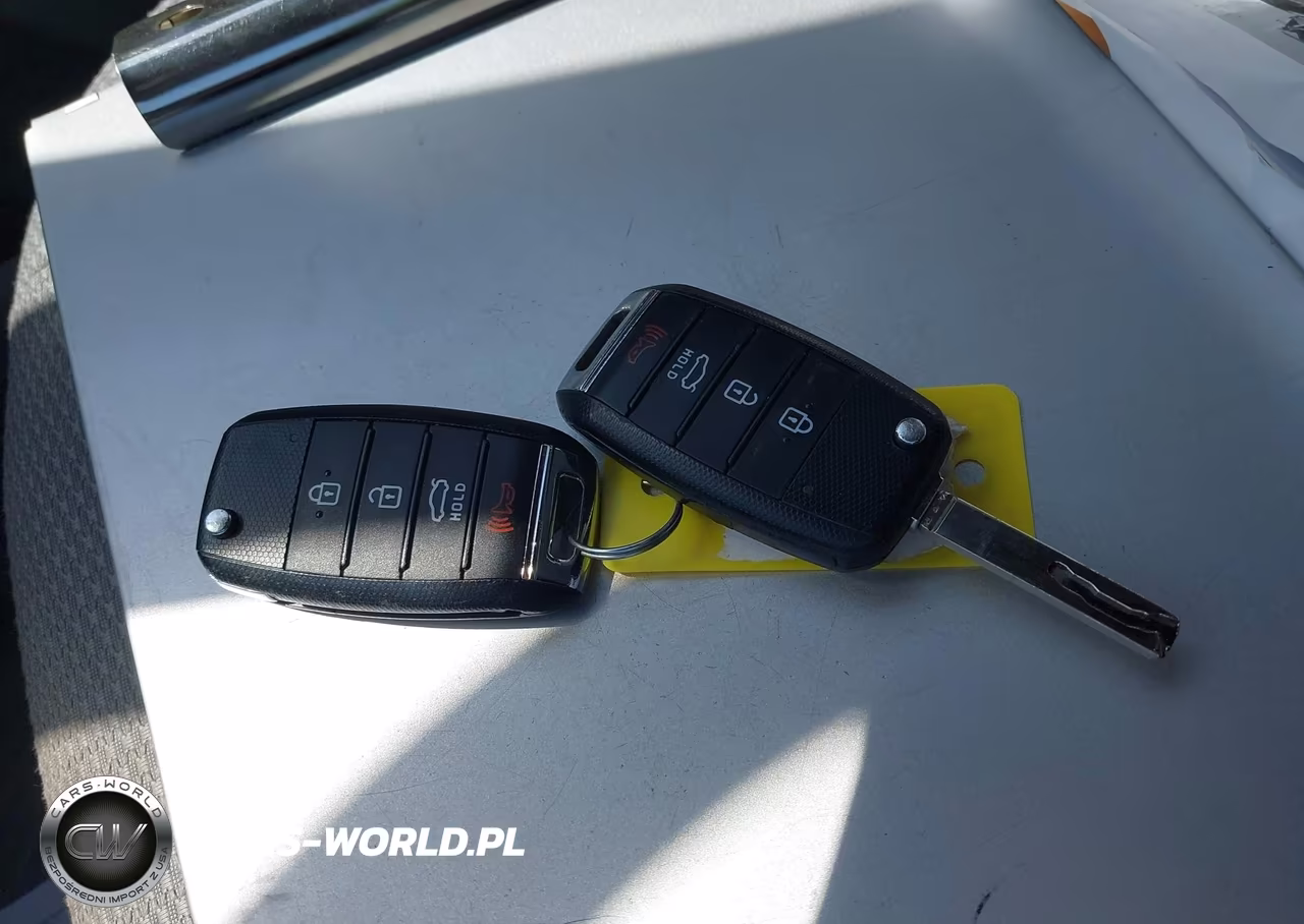 2019 Kia Optima Lx VIN:5XXGT4L36KG350088 - 11