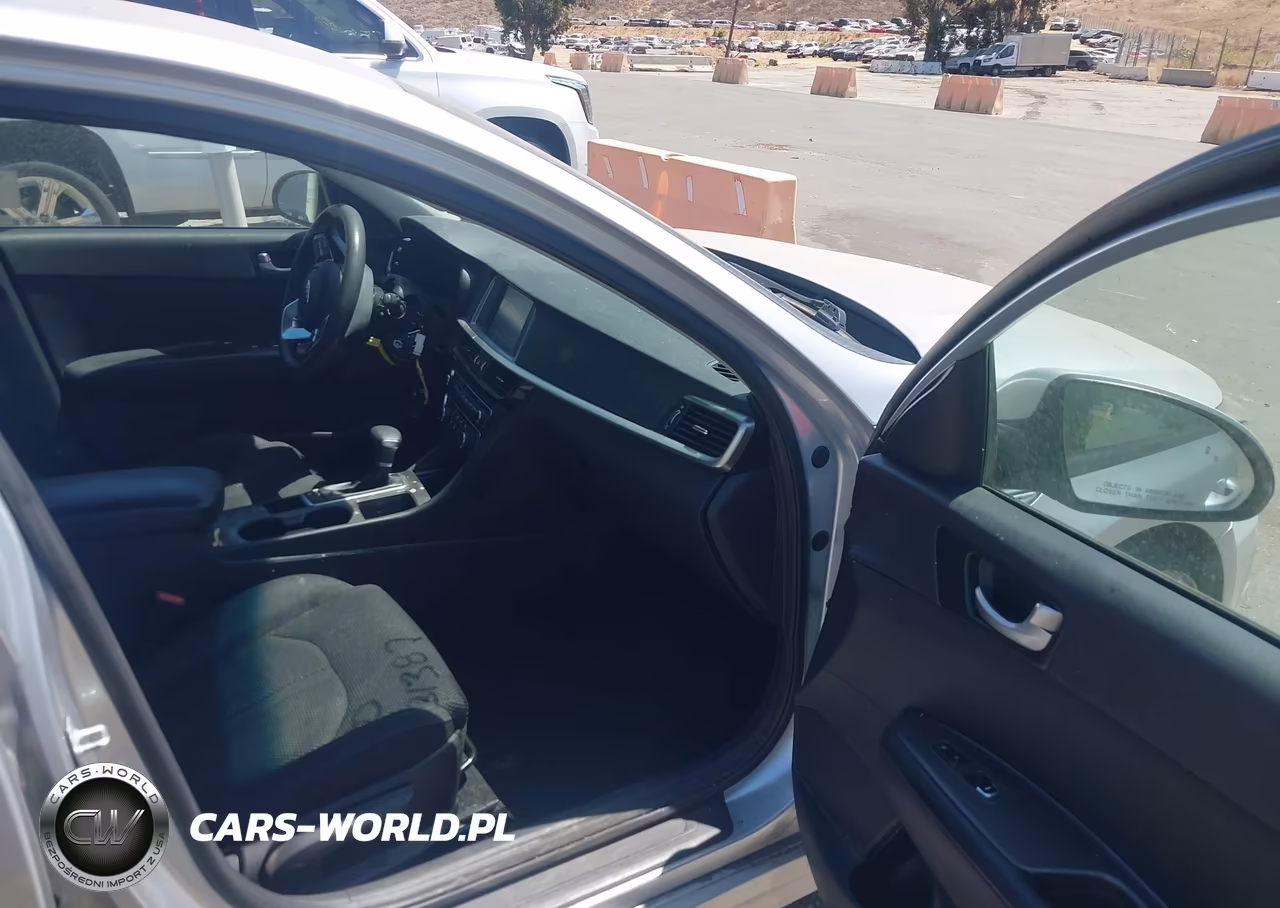 2019 Kia Optima Lx VIN:5XXGT4L36KG350088 - 5