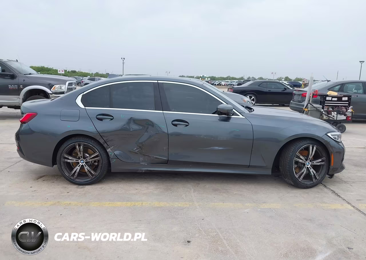 2019 BMW 330I xDrive VIN:WBA5R7C56KAJ79392 - 13