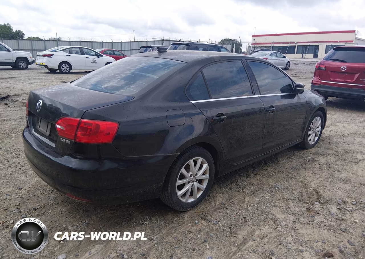 2013 Volkswagen Jetta 2.5L Se VIN:3VWDX7AJ6DM267740 - 4