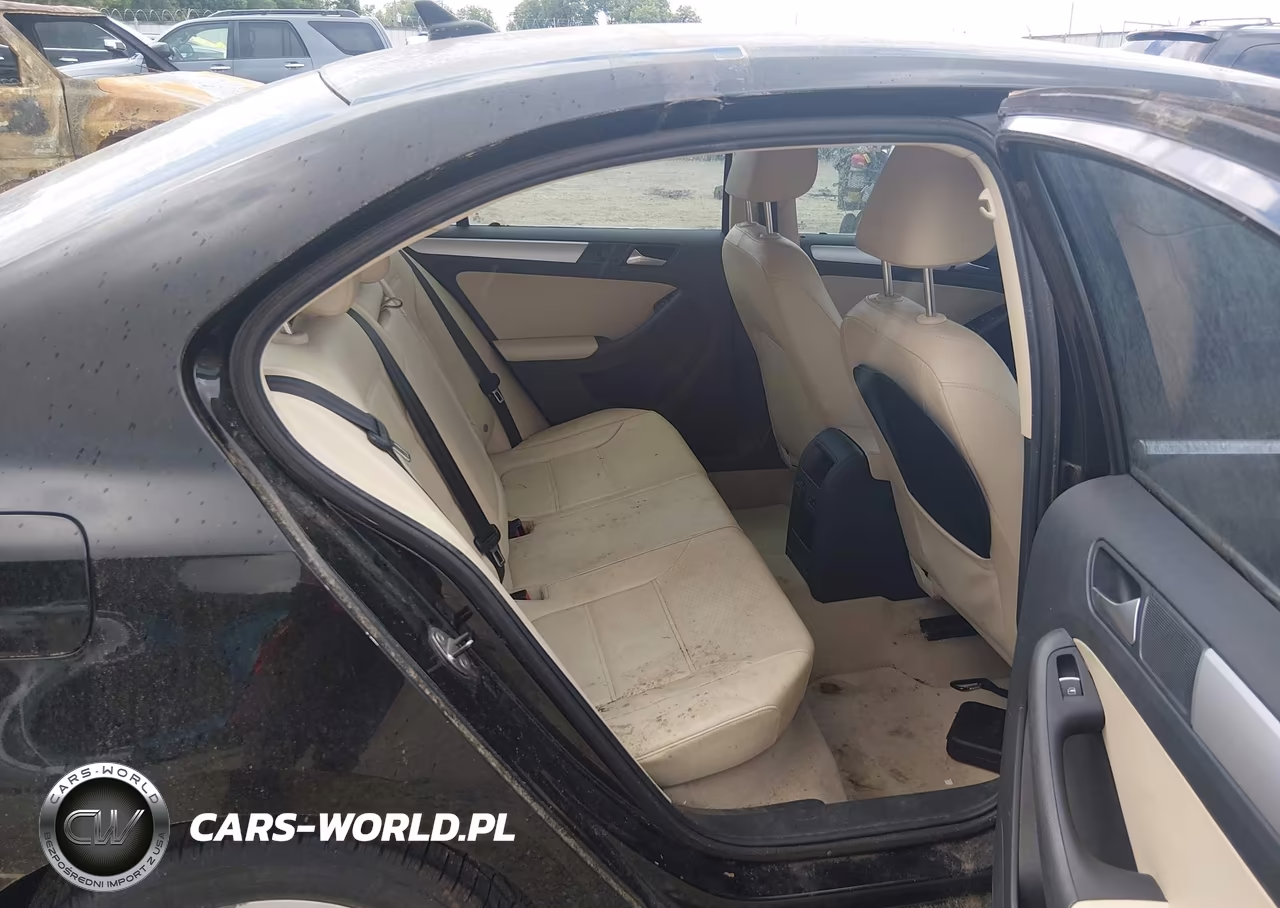 2013 Volkswagen Jetta 2.5L Se VIN:3VWDX7AJ6DM267740 - 8