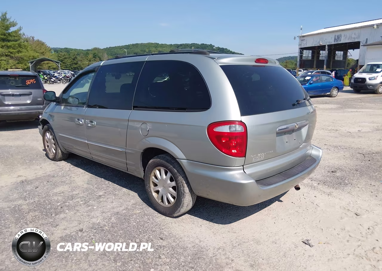 2003 Chrysler Town & Country Lxi VIN:2C8GP54L03R145088 - 3