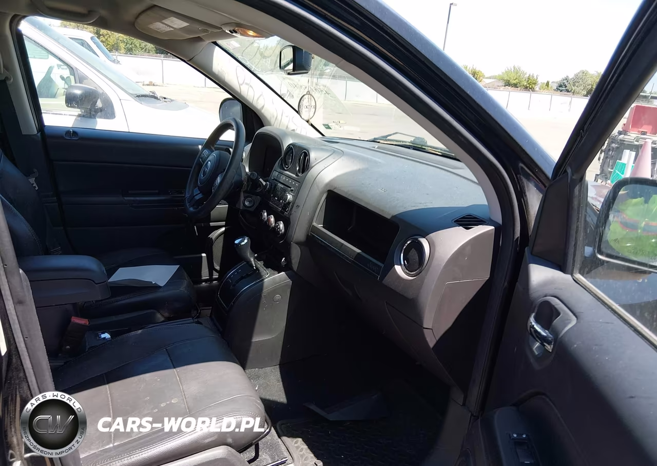 2012 Jeep Compass Sport VIN:1C4NJDBB0CD567010 - 5