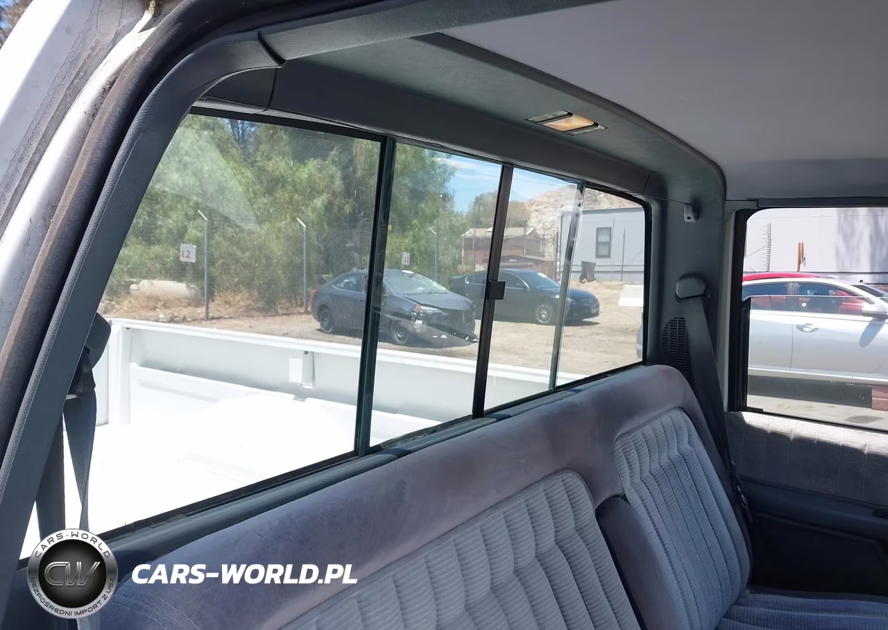 1990 Chevrolet Gmt-400 C1500 VIN:1GCDC14K0LE253711 - 8