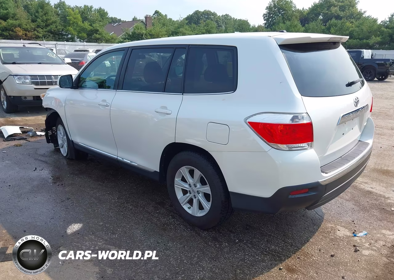 2012 Toyota Highlander Base V6 VIN:5TDBK3EH3CS167439 - 3