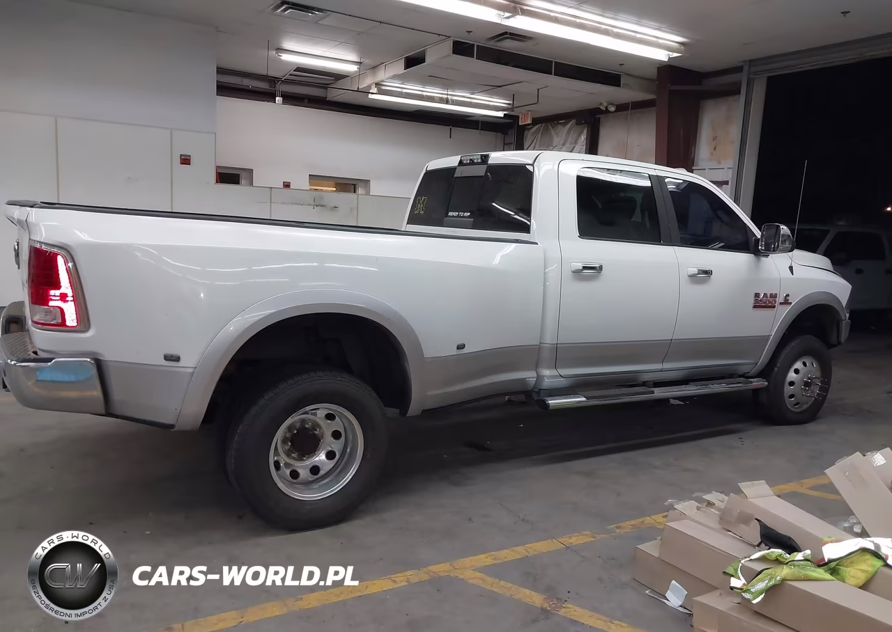 2014 Ram 3500 Laramie VIN:3C63RRJL3EG216418 - 13