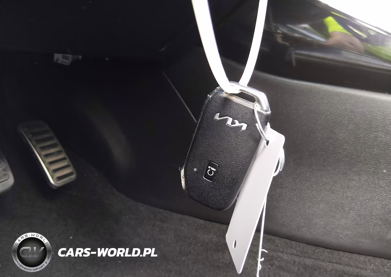 2023 Kia Forte Gt-Line VIN:3KPF54AD4PE663142 - 11