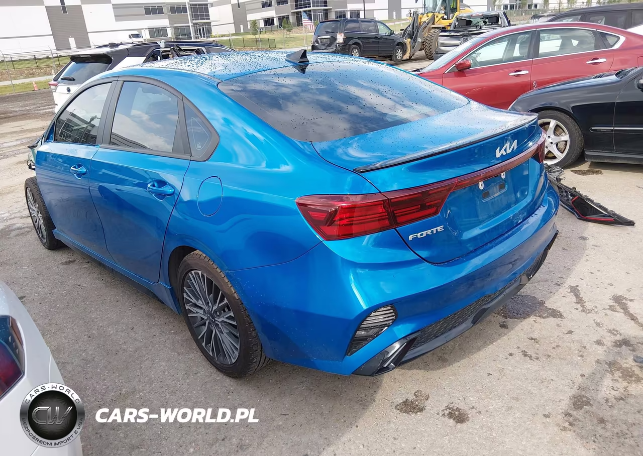 2023 Kia Forte Gt-Line VIN:3KPF54AD4PE663142 - 3