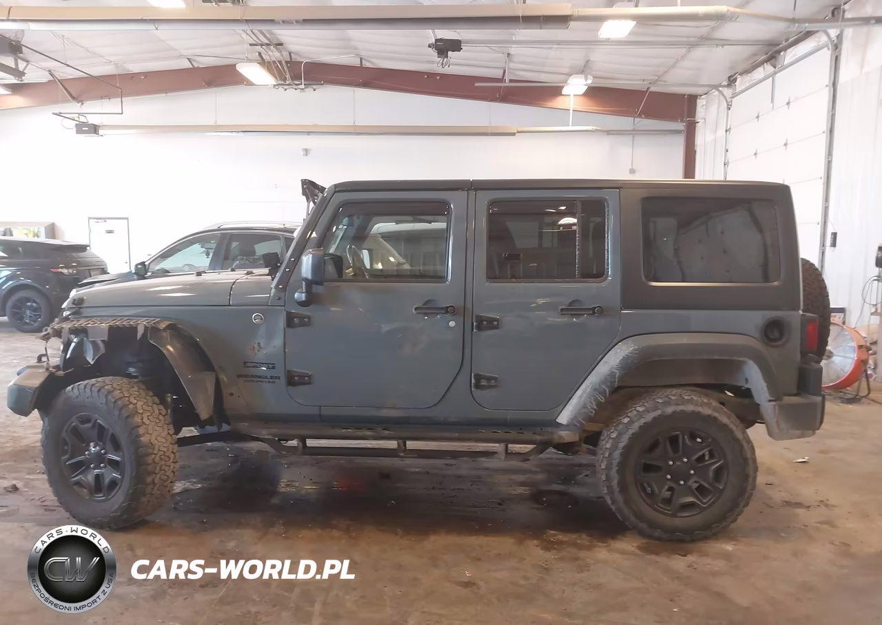 2015 Jeep Wrangler Unlimited Sport VIN:1C4BJWDG8FL689065 - 14