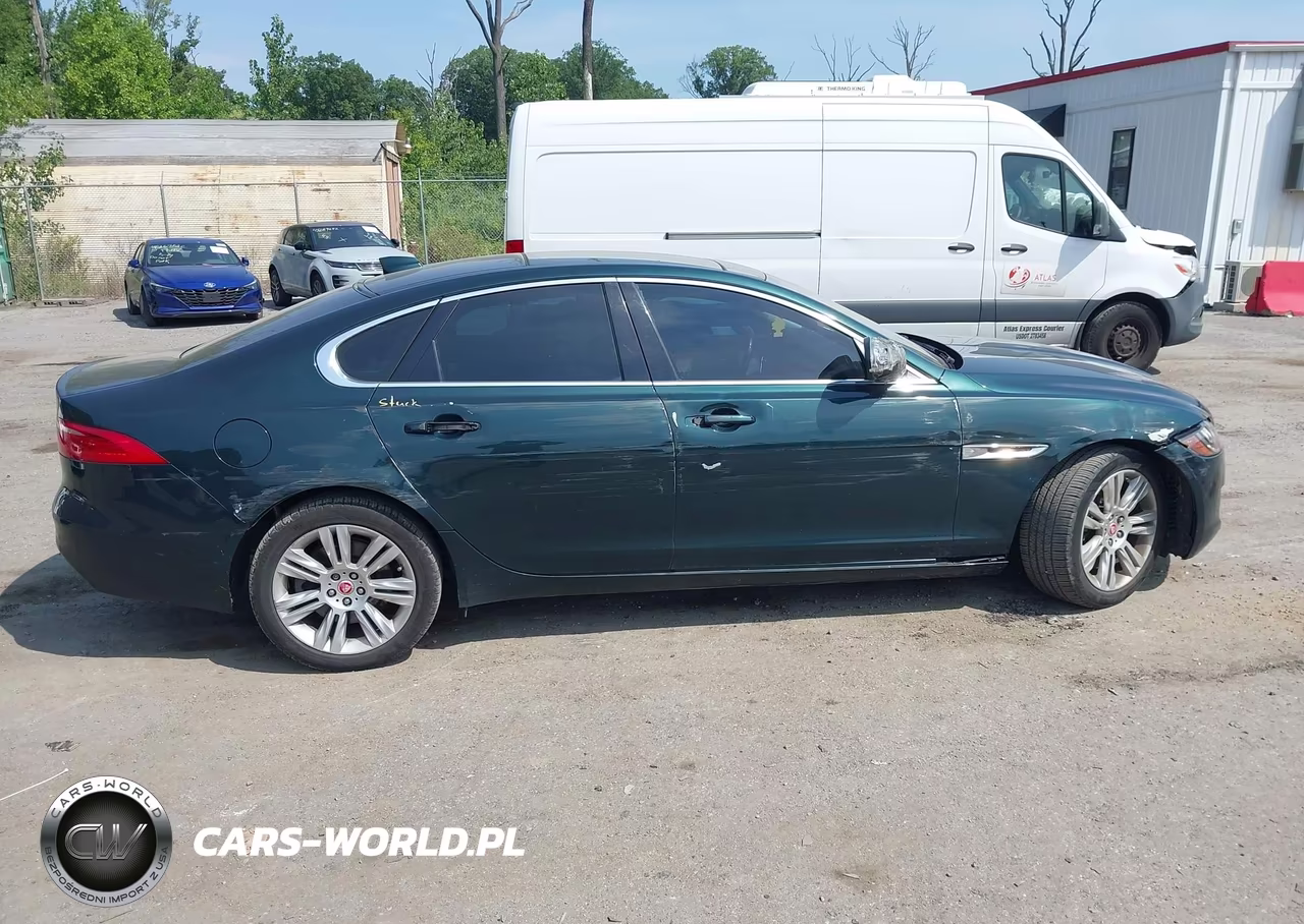 2016 Jaguar Xf 35T Premium VIN:SAJBD4BV1GCY20675 - 6