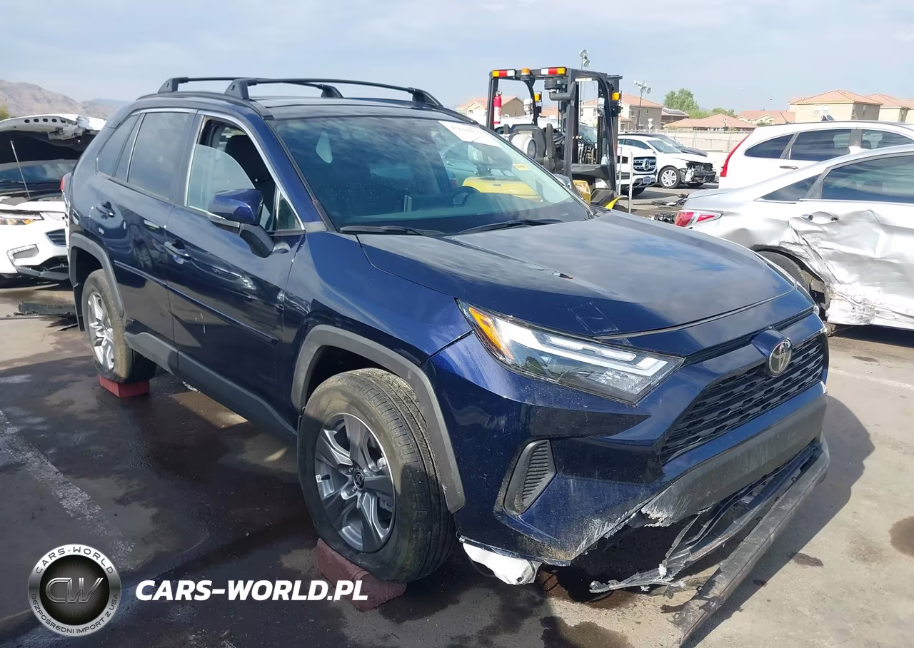 2025 Toyota Rav4 Hybrid Xle – zdjęcie 1 z 16