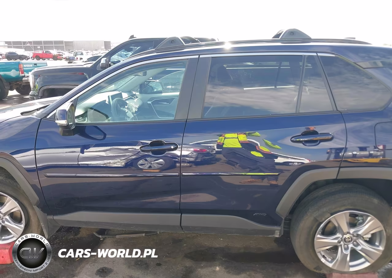 2025 Toyota Rav4 Hybrid Xle VIN:4T3RWRFV4SU213996 - 14