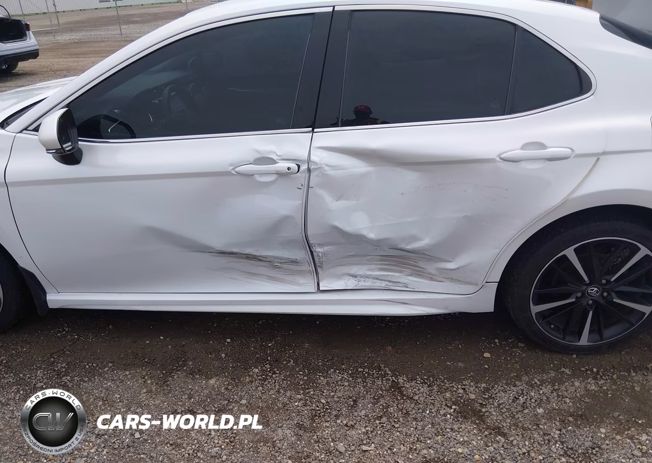 2018 Toyota Camry Xse VIN:4T1B61HK8JU649232 - 6