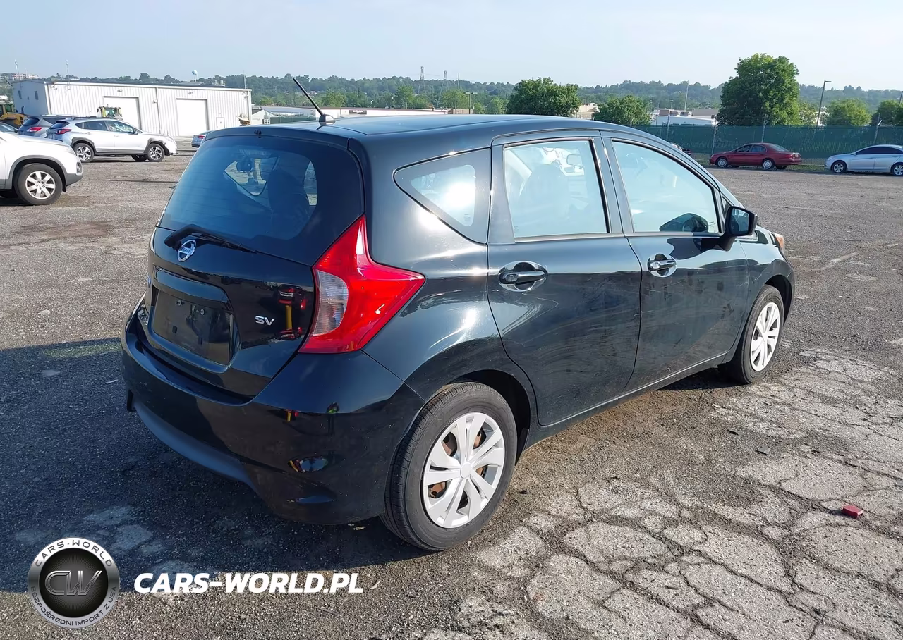 2019 Nissan Versa Note Sv VIN:3N1CE2CP7KL359647 - 4