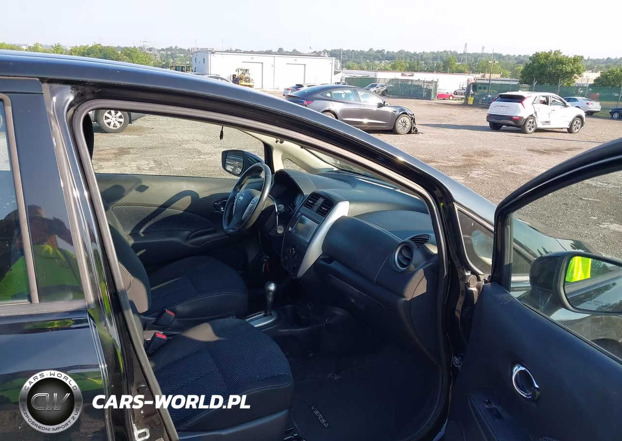 2019 Nissan Versa Note Sv VIN:3N1CE2CP7KL359647 - 5