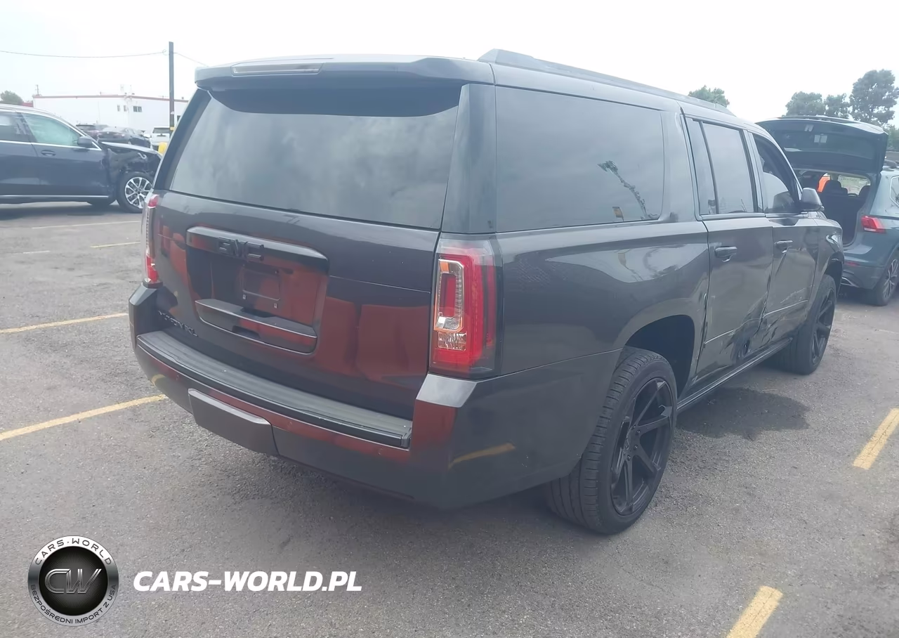 2017 GMC Yukon Xl Denali VIN:1GKS1HKJ7HR123011 - 4