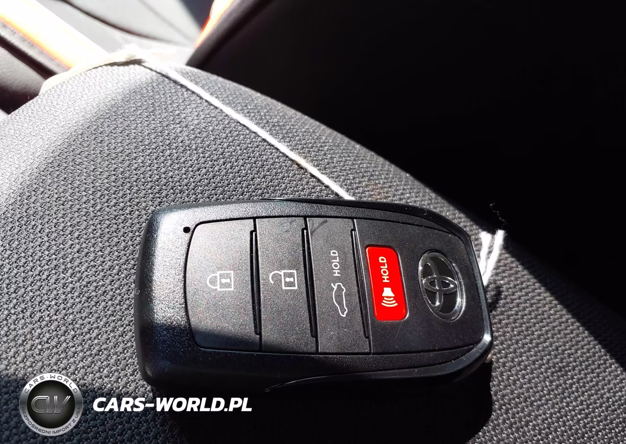 2026 Toyota Corolla Hybrid Hybrid Le VIN:JTDBCMFE0T3151319 - 11