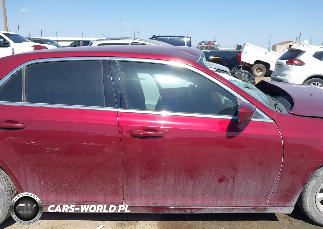 2023 Chrysler 300 Touring VIN:2C3CCAAG5PH573296 - 13