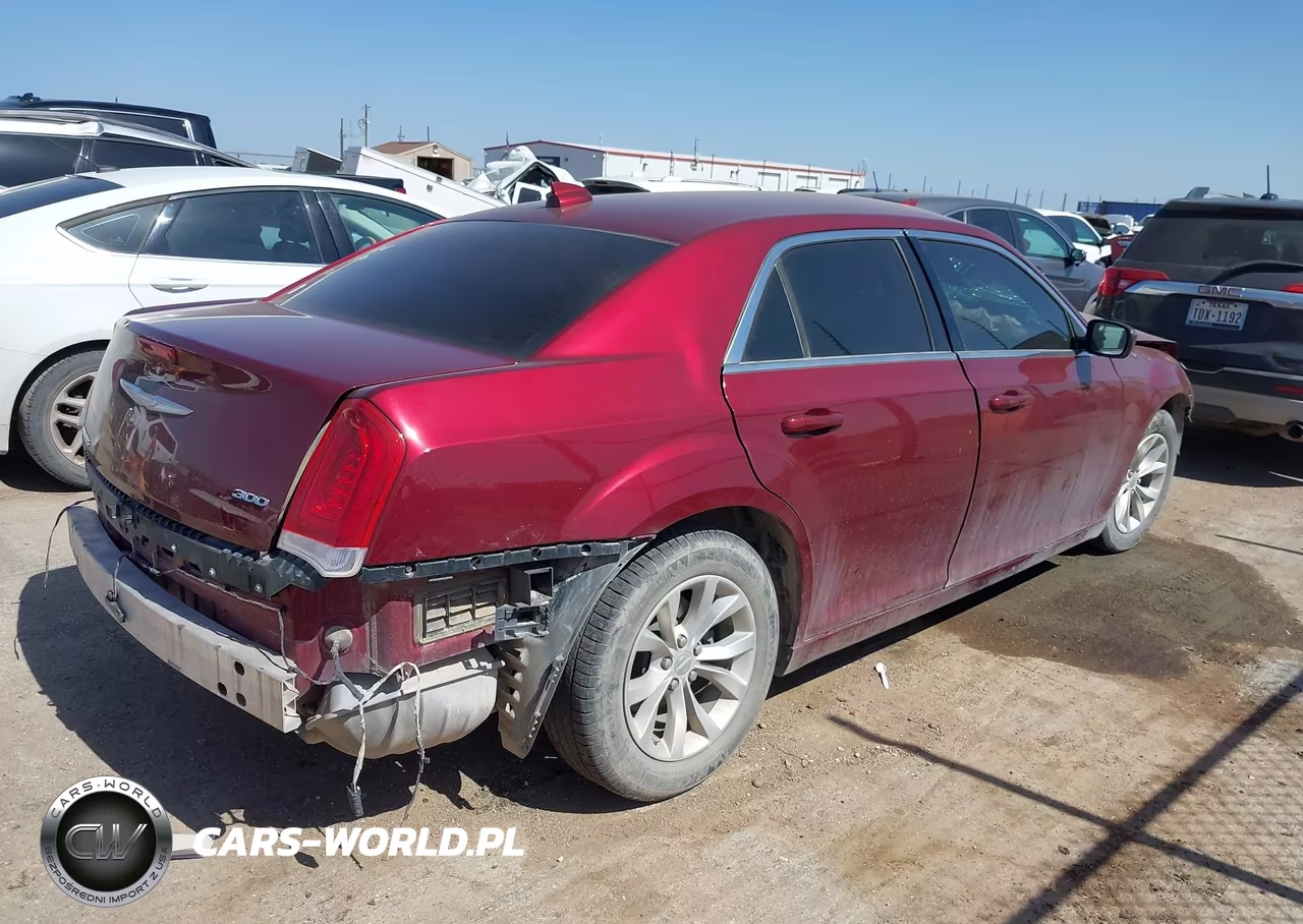 2023 Chrysler 300 Touring VIN:2C3CCAAG5PH573296 - 4